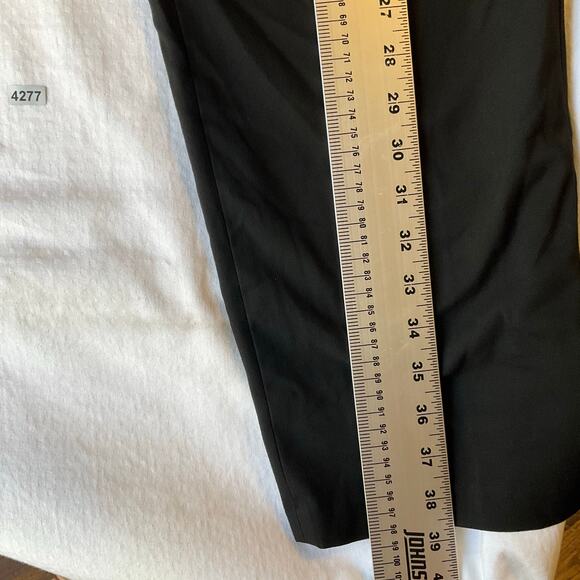 Haggar Men Dress Pants size 36 x 30 Black Mid Rise Straight Fit Premium Stretch - Picture 3 of 10